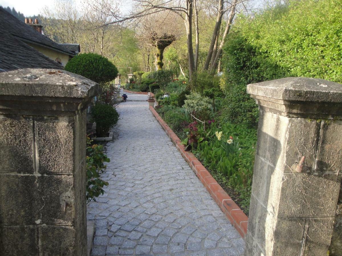 Le Relais Des Capucines Panzió Largnac Kültér fotó