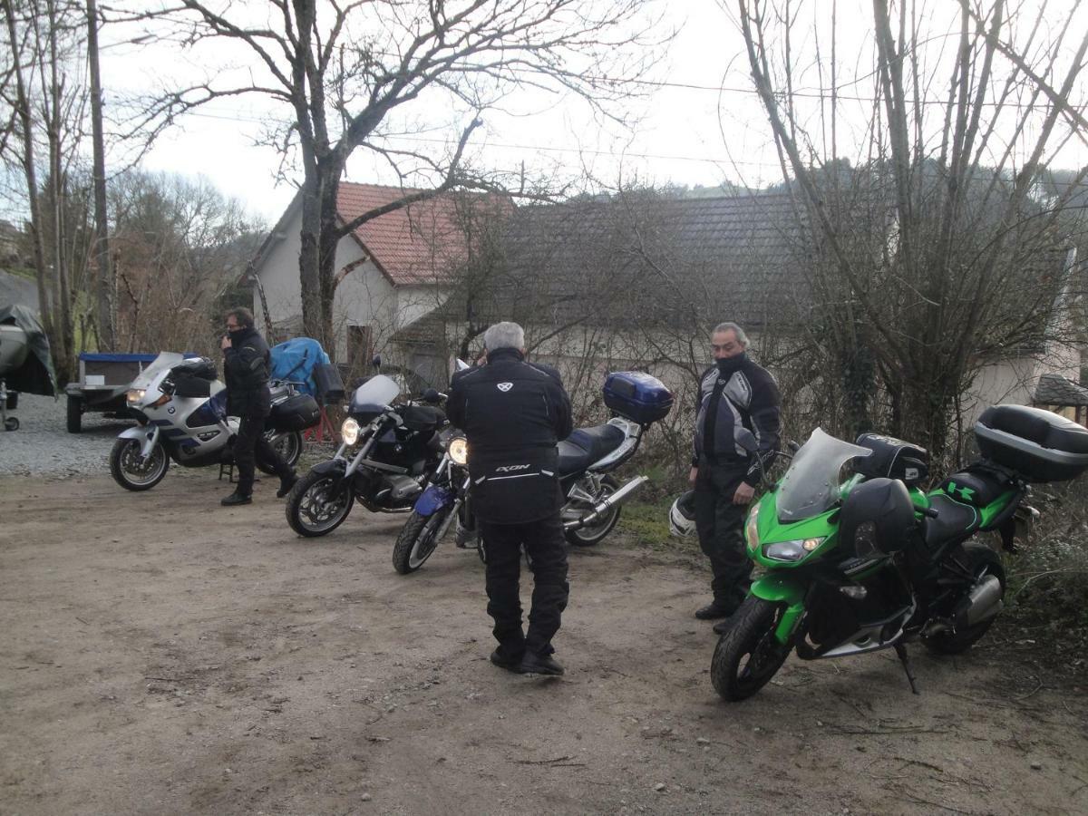 Le Relais Des Capucines Panzió Largnac Kültér fotó
